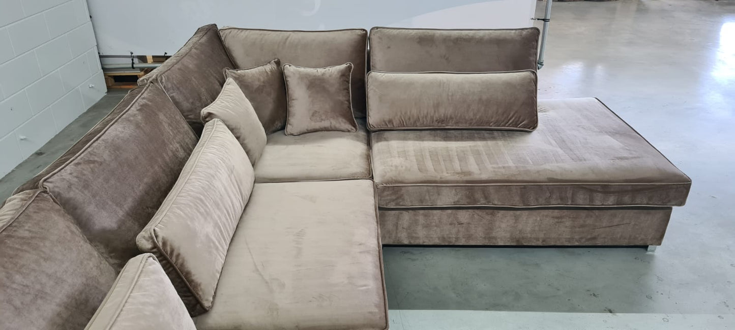 VELVET TAUPE | HOEKBANK