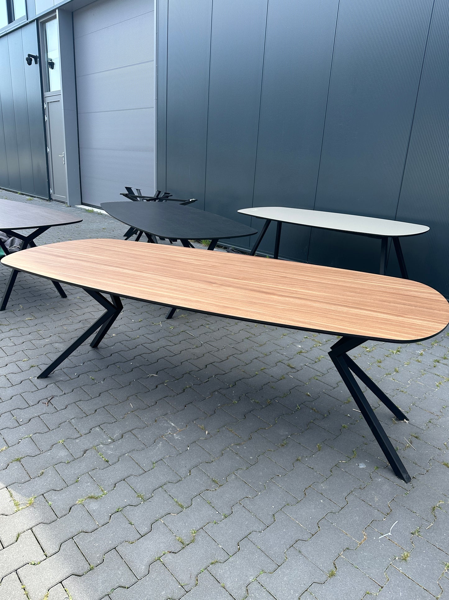 EETTAFEL | DEENS OVAAL | HOUT | STALEN POTEN